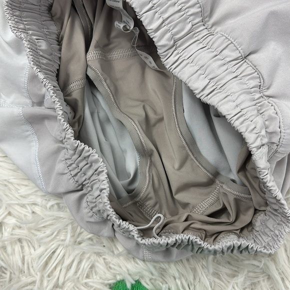 Lululemon Hotty Hot Short *Asym Light Chrome / White / White - Picture 3 of 5